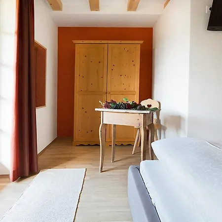 Bed & Breakfast Schiessstandhof Montagna